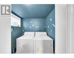 16 Sultana Avenue, Toronto, ON M6A1S8 Photo 31