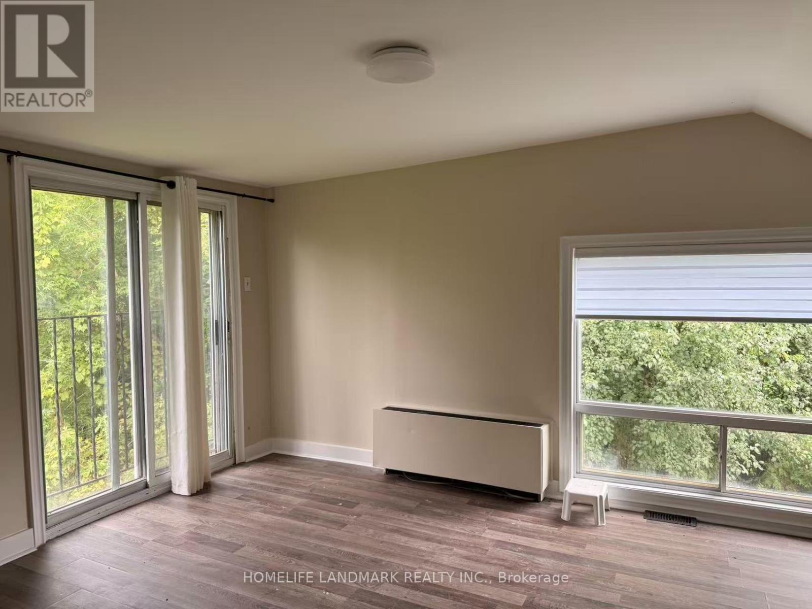 318 THE QUEENSWAY S - Image 10