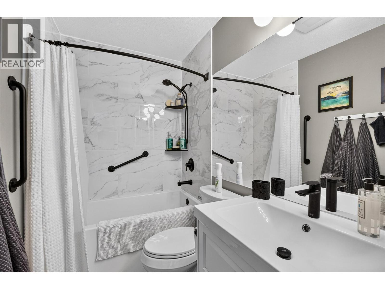 4630 Ponderosa Drive Unit# 215, Peachland