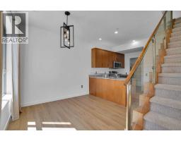 201, 116 7A Street NE - photo 18