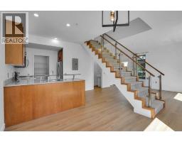 201, 116 7A Street NE - photo 15