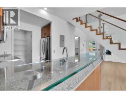 201, 116 7A Street NE - photo 9