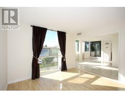 305 - 40 Harding Boulevard W, Richmond Hill, ON L4C9S5 Photo 12