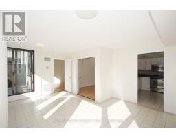 305 - 40 Harding Boulevard W, Richmond Hill, ON L4C9S5 Photo 8