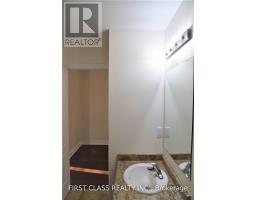88 Mack Clement Lane, Richmond Hill, ON L4S0G2 Photo 12
