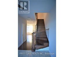 88 Mack Clement Lane, Richmond Hill, ON L4S0G2 Photo 7