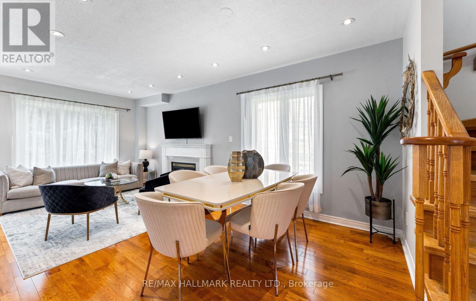 17 RUSHINGBROOK DRIVE - 17