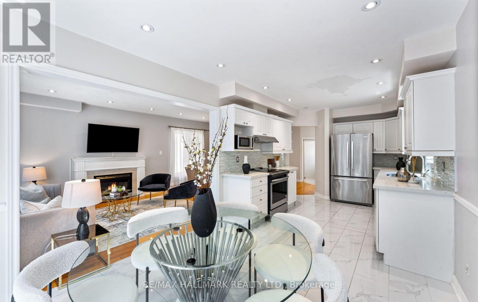 17 RUSHINGBROOK DRIVE - 20
