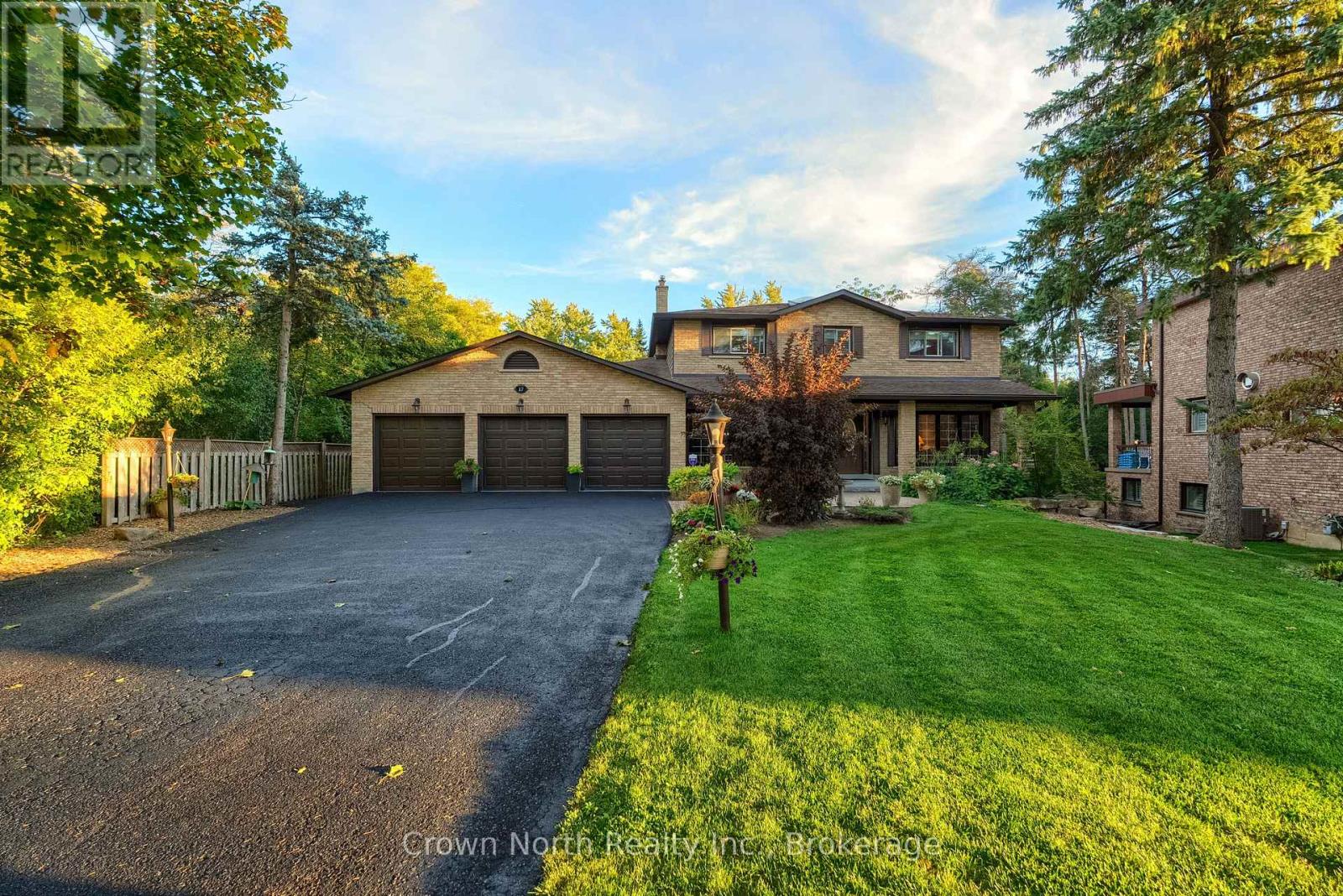 17 BLACK WILLOW COURT - 1