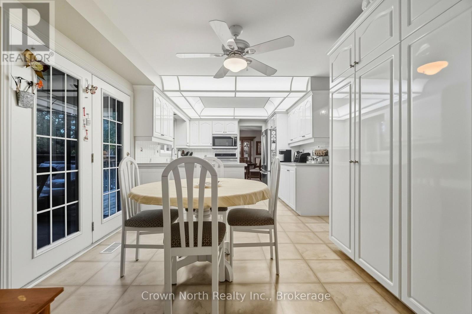 17 BLACK WILLOW COURT - 18