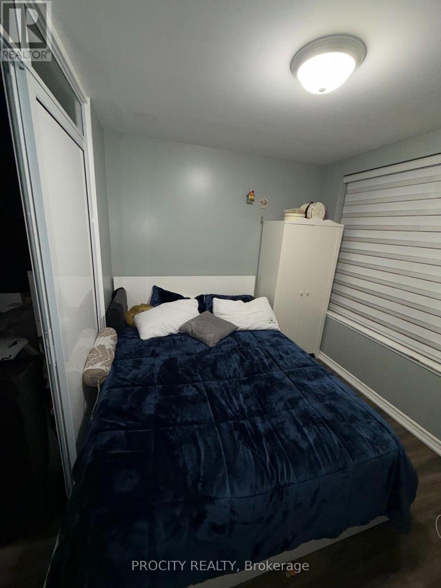 #203 9235 Jane Street, Vaughan (Maple), Ontario, L6A0J8, Vaughan (Maple), Ontario — photo 3 of 5