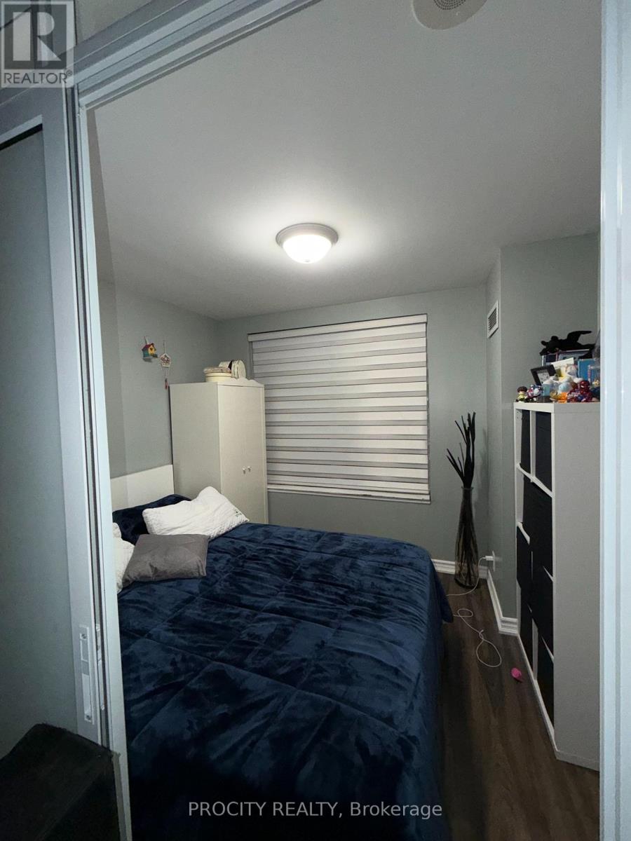 #203 9235 Jane Street, Vaughan (Maple), Ontario, L6A0J8, Vaughan (Maple), Ontario — photo 4 of 5