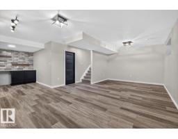 3885 Robins Cr Nw, Edmonton, AB T5S0M8 Photo 35