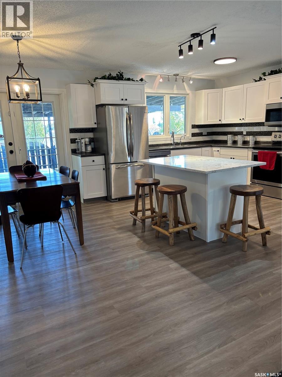 825 7th AVENUE NW, Moose Jaw — photo 9