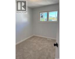 825 7th Avenue Nw, Moose Jaw, SK S6H4C1 Photo 19
