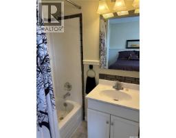 825 7th Avenue Nw, Moose Jaw, SK S6H4C1 Photo 44