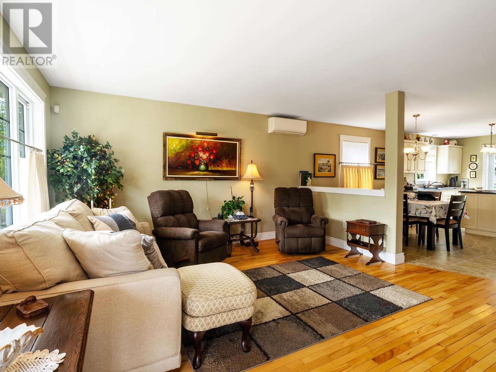 16 Esher Street, Charlottetown, Prince Edward Island, C1A5G4, Charlottetown, Prince Edward Island — photo 4 of 5