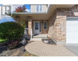 Bedroom 2 - 27 - 20 Shackleton Drive, Guelph, ON N1E0C5 Photo 8
