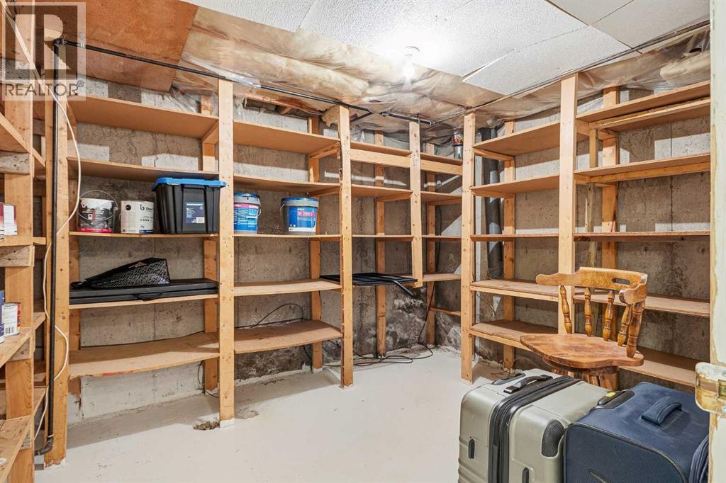210 3 Avenue, Paradise Hill — photo 32