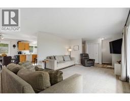 Bedroom - 210 3 Avenue, Paradise Hill, SK S0M2G0 Photo 10