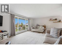 Family room - 210 3 Avenue, Paradise Hill, SK S0M2G0 Photo 11