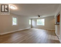 1102 20 Street S - photo 7