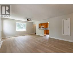 1102 20 Street S - photo 8