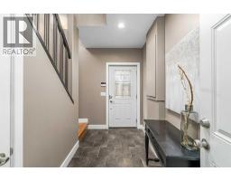 5pc Bathroom - 1814 14a Street Sw, Calgary, AB T2T3W7 Photo 7