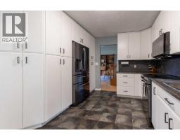 2223 42 Street S - photo 10