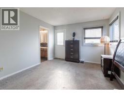 2223 42 Street S - photo 16