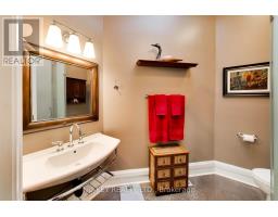 Kitchen - 38 Castle Drive, Barrie, ON L4N1R1 Photo 21
