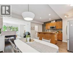 115 Couture Crescent Sw, Calgary, AB T3E7R3 Photo 12