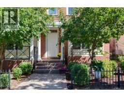 115 Couture Crescent Sw, Calgary, AB T3E7R3 Photo 33