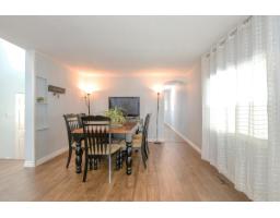 31568 Oakridge Crescent, Abbotsford, BC V2T6A6 Photo 12