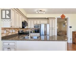 408 1485 Parkway Boulevard, Coquitlam, BC V3E3E6 Photo 8