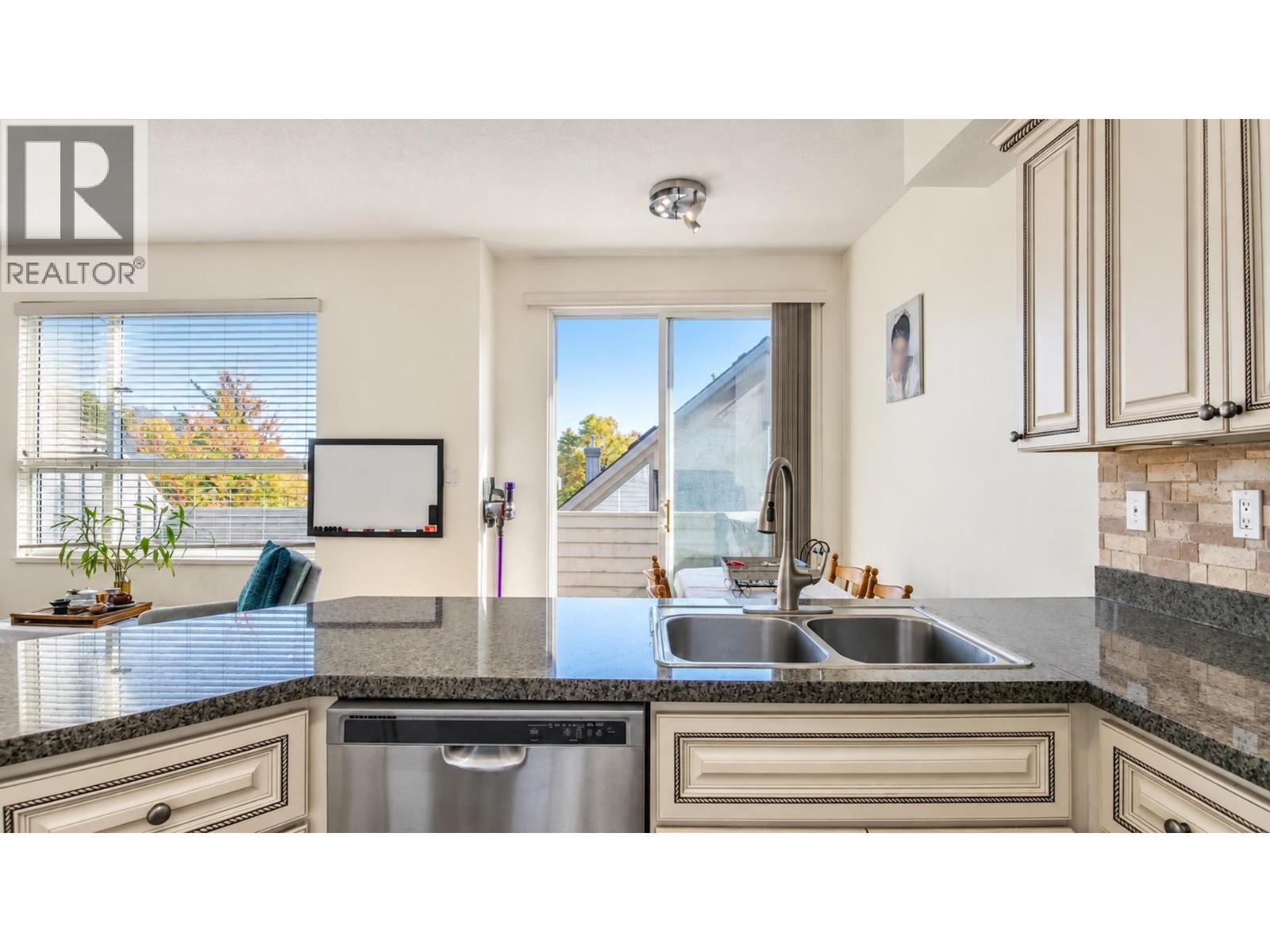 408 1485 PARKWAY BOULEVARD, Coquitlam - Image 1