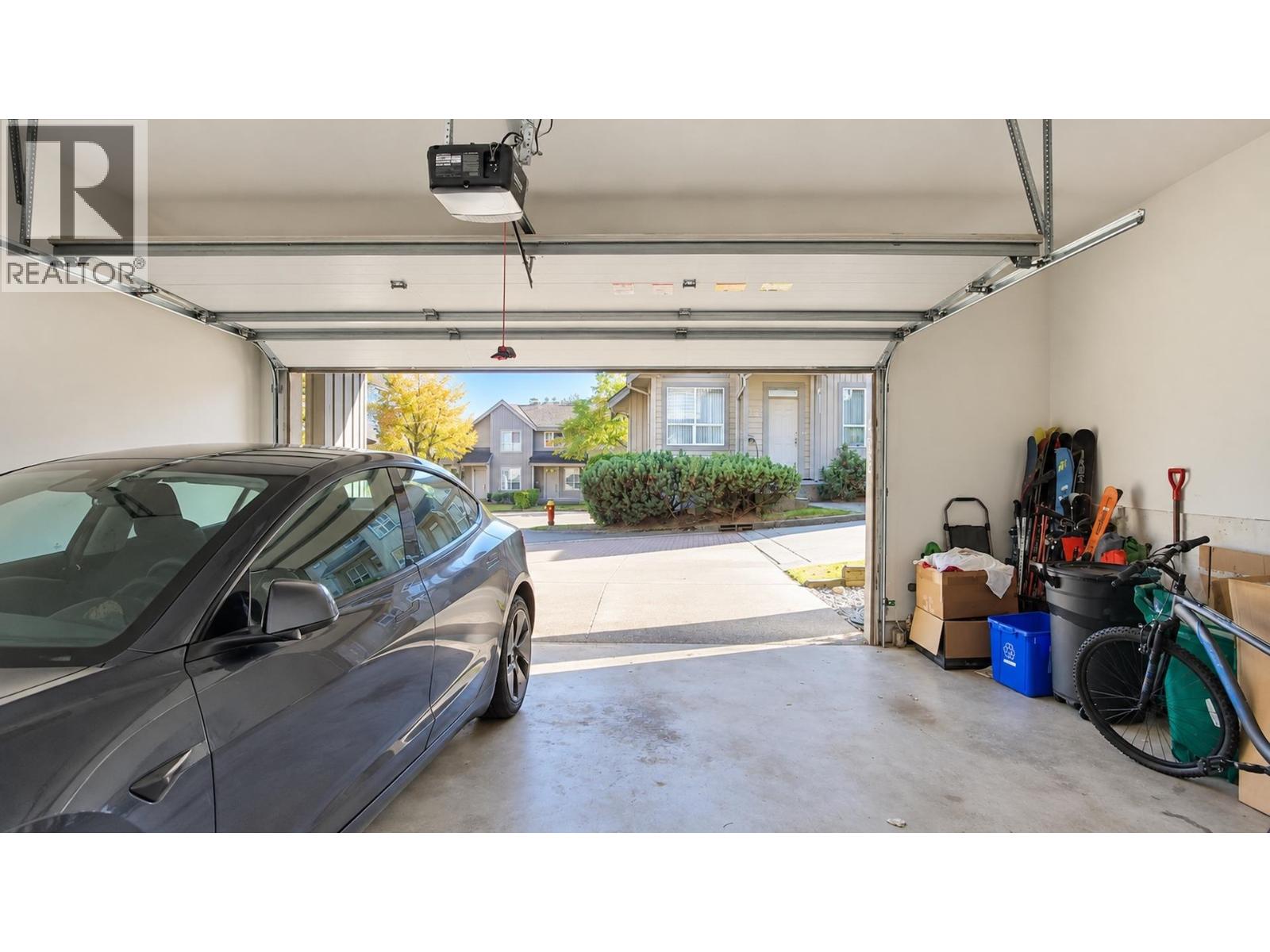 408 1485 PARKWAY BOULEVARD, Coquitlam - Image 1