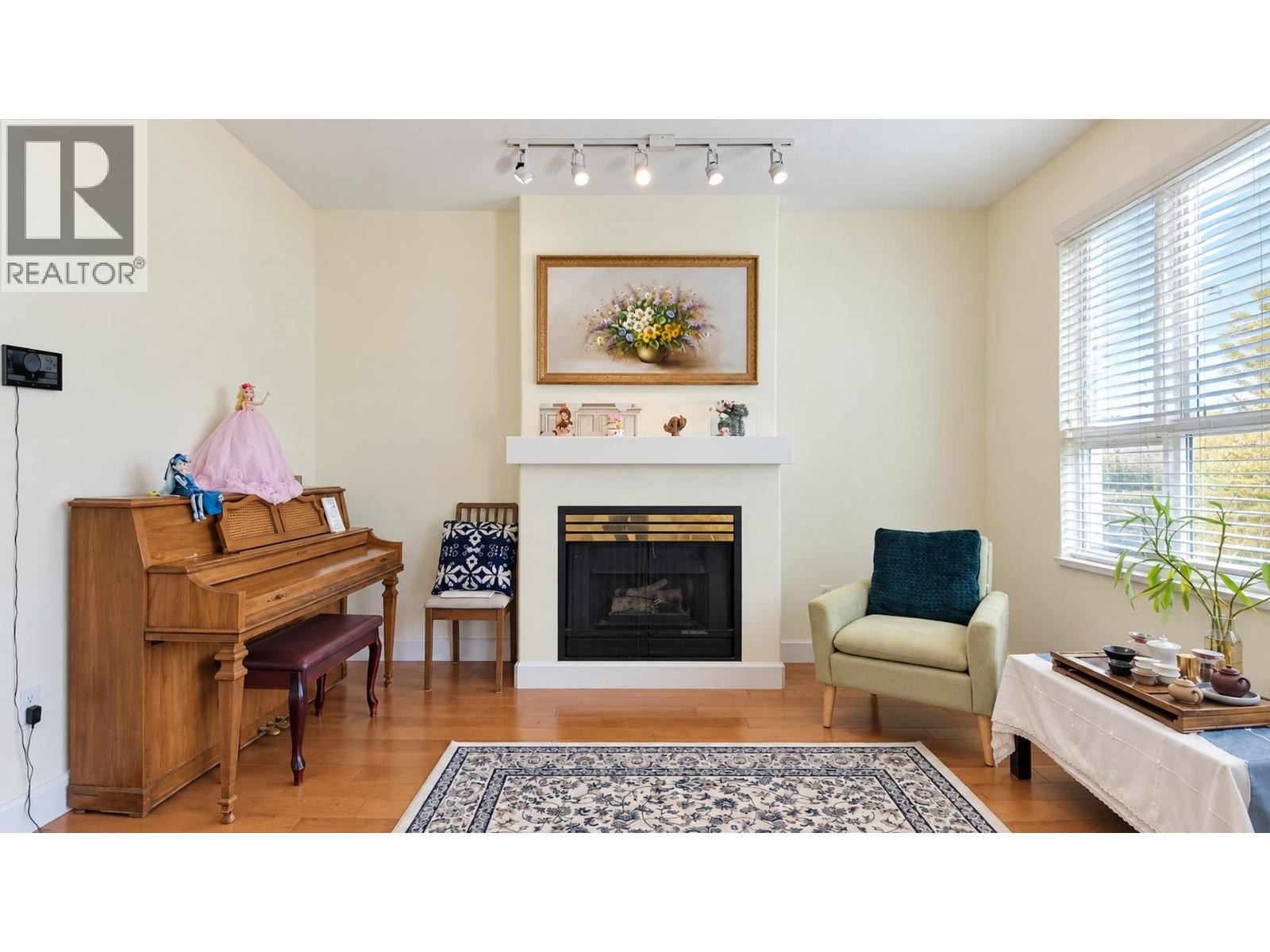 408 1485 PARKWAY BOULEVARD, Coquitlam - Image 1