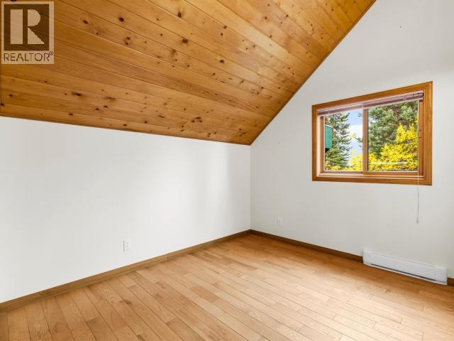 11 TOMBSTONE PLACE - 34
