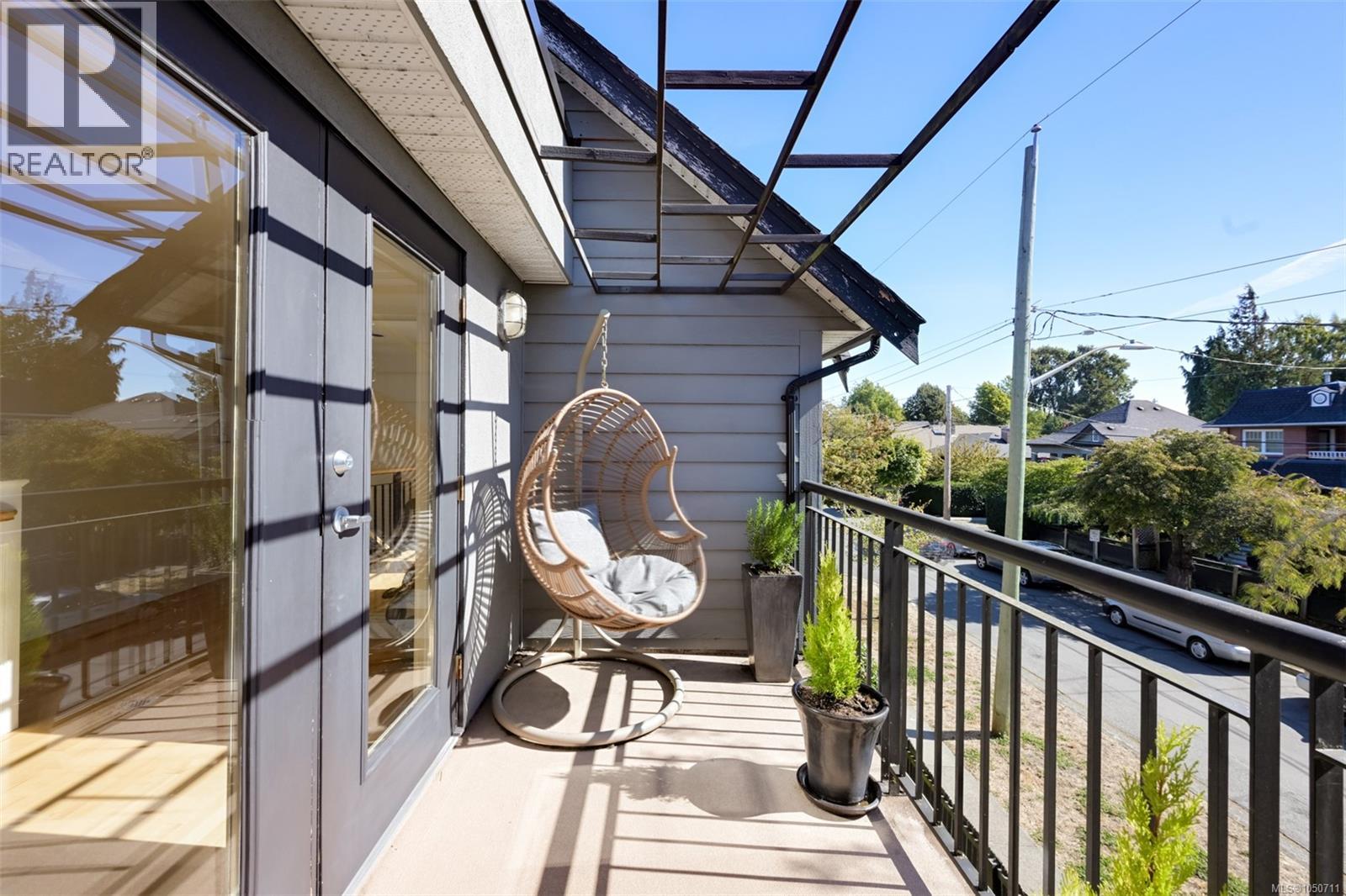 1150 Oxford St - Image 63