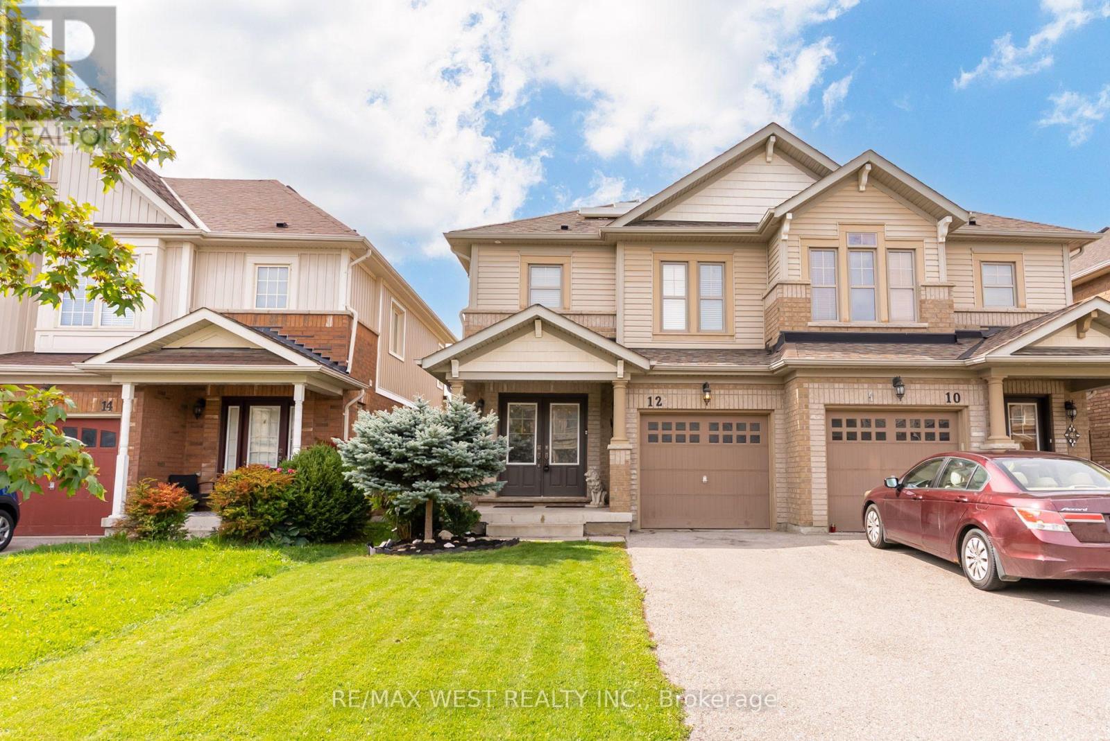 12 Hoard Avenue South, New Tecumseth, Ontario, L9R0M4, New Tecumseth, Ontario — photo 2 of 5