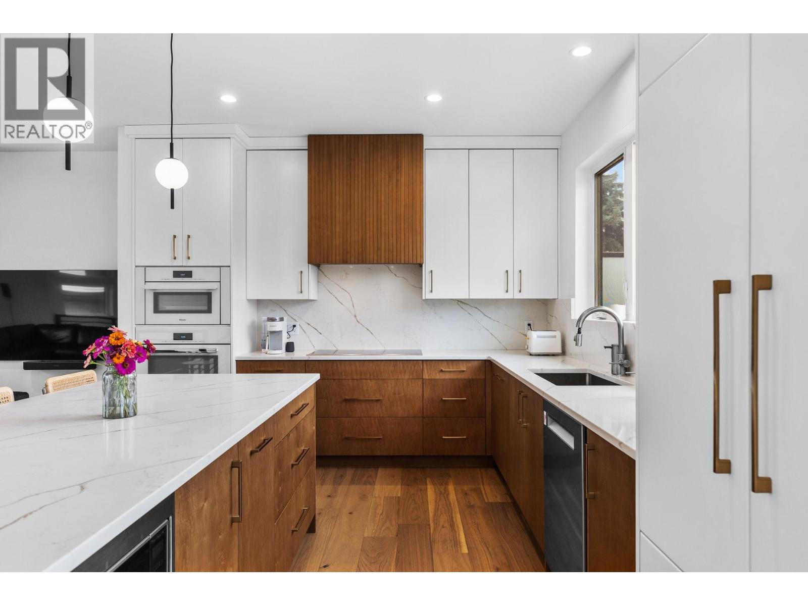  624 Bonjou Road, Kelowna