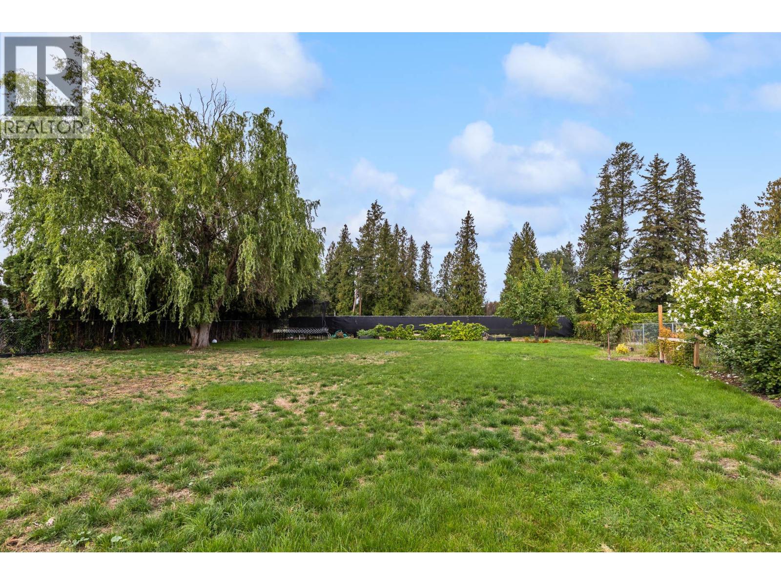  624 Bonjou Road, Kelowna