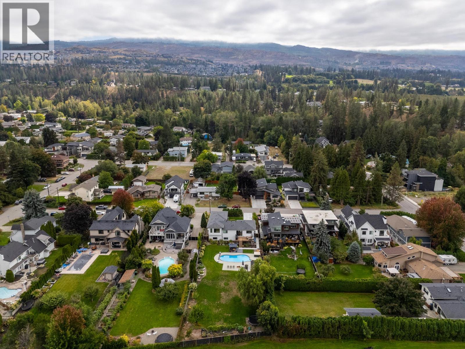  624 Bonjou Road, Kelowna