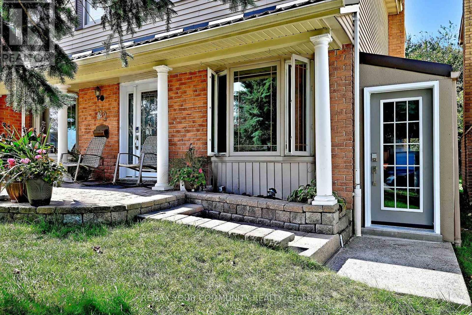 22 FAWCETT TRAIL, Toronto (Malvern) — photo 3