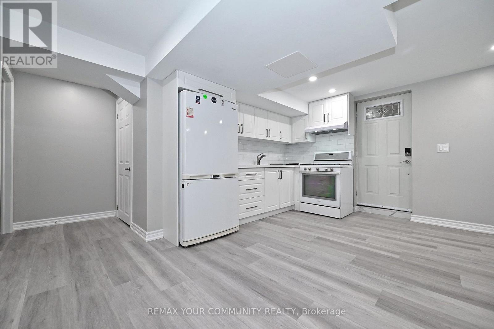 22 FAWCETT TRAIL, Toronto (Malvern) — photo 8