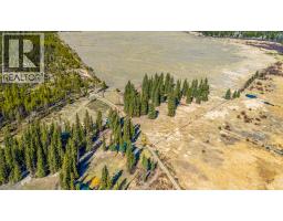 6800 Findlay Whitetail Lake Road, Fairmont Hot Springs, BC V0B1L2 Photo 10