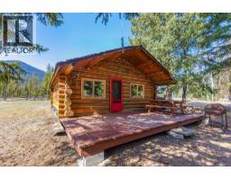 6800 Findlay Whitetail Lake Road, Fairmont Hot Springs, BC V0B1L2 Photo 13