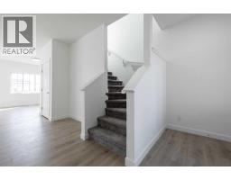 27 Nova Road - photo 3