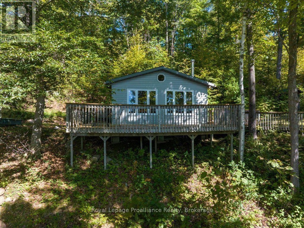 Property for sale at 1239 CHIMNEY POINT LANE